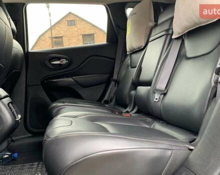 Сірий Джип Cherokee, об'ємом двигуна 2.4 л та пробігом 159 тис. км за 16200 $, фото 16 на Automoto.ua