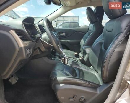 Джип Чероки 2015 в Харькове на Automoto.ua Серый Джип Чероки, объемом двигателя 3.24 л и пробегом 147 тыс. км за 1600 $, фото 6 на Automoto.ua