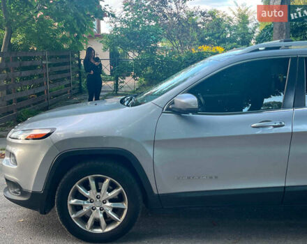 Сірий Джип Cherokee, об'ємом двигуна 3.2 л та пробігом 224 тис. км за 14490 $, фото 14 на Automoto.ua