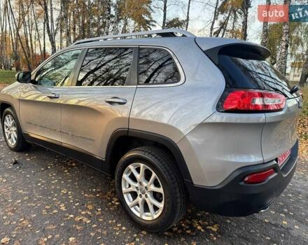 Джип Cherokee 2015 у Ахтырке на Automoto.ua Сірий Джип Cherokee, об'ємом двигуна 2.4 л та пробігом 145 тис. км за 11850 $, фото 23 на Automoto.ua