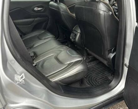 Серый Джип Чероки, объемом двигателя 3.24 л и пробегом 195 тыс. км за 14800 $, фото 22 на Automoto.ua