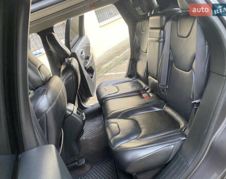 Джип Чероки 2016 в Трускавце на Automoto.ua Серый Джип Чероки, объемом двигателя 3.24 л и пробегом 159 тыс. км за 13999 $, фото 37 на Automoto.ua