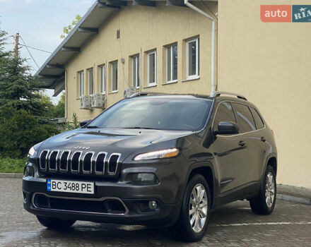 Джип Чероки 2016 в Трускавце на Automoto.ua Серый Джип Чероки, объемом двигателя 3.24 л и пробегом 159 тыс. км за 13999 $, фото 13 на Automoto.ua