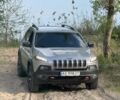 Сірий Джип Cherokee, об'ємом двигуна 2.4 л та пробігом 320 тис. км за 12000 $, фото 1 на Automoto.ua