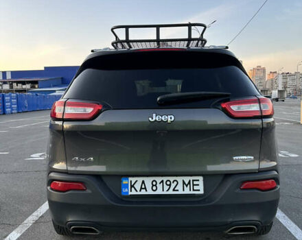 Серый Джип Чероки, объемом двигателя 3.24 л и пробегом 179 тыс. км за 14000 $, фото 4 на Automoto.ua