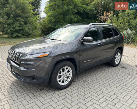 Сірий Джип Cherokee, об'ємом двигуна 2.36 л та пробігом 90 тис. км за 13600 $, фото 20 на Automoto.ua