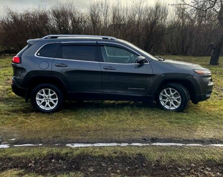 Сірий Джип Cherokee, об'ємом двигуна 2.4 л та пробігом 137 тис. км за 15500 $, фото 7 на Automoto.ua