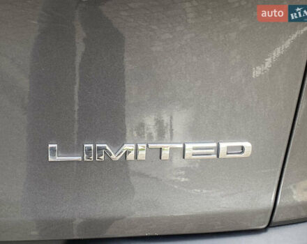 Джип Чероки 2016 в Трускавце на Automoto.ua Серый Джип Чероки, объемом двигателя 3.24 л и пробегом 159 тыс. км за 13999 $, фото 28 на Automoto.ua