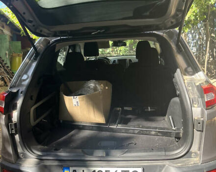 Серый Джип Чероки, объемом двигателя 2.36 л и пробегом 100 тыс. км за 17200 $, фото 5 на Automoto.ua