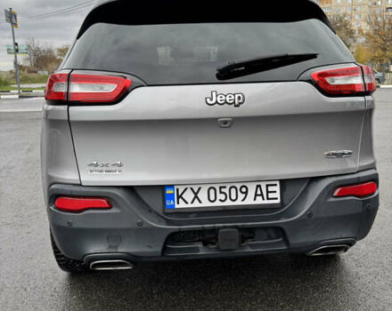 Серый Джип Чероки, объемом двигателя 3.24 л и пробегом 148 тыс. км за 17500 $, фото 2 на Automoto.ua