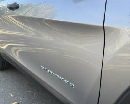 Джип Чероки 2016 в Лубнах на Automoto.ua Серый Джип Чероки, объемом двигателя 2.36 л и пробегом 200 тыс. км за 13499 $, фото 10 на Automoto.ua