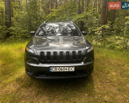 Джип Чероки 2016 в Городне на Automoto.ua Серый Джип Чероки, объемом двигателя 2.36 л и пробегом 127 тыс. км за 15500 $, фото 9 на Automoto.ua