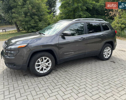 Сірий Джип Cherokee, об'ємом двигуна 2.36 л та пробігом 90 тис. км за 13600 $, фото 19 на Automoto.ua