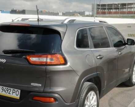 Сірий Джип Cherokee, об'ємом двигуна 2.36 л та пробігом 150 тис. км за 14500 $, фото 8 на Automoto.ua