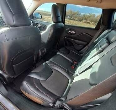 Сірий Джип Cherokee, об'ємом двигуна 2.4 л та пробігом 320 тис. км за 12000 $, фото 7 на Automoto.ua