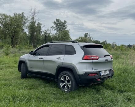 Сірий Джип Cherokee, об'ємом двигуна 2.4 л та пробігом 320 тис. км за 12000 $, фото 5 на Automoto.ua