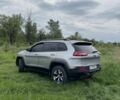 Сірий Джип Cherokee, об'ємом двигуна 2.4 л та пробігом 320 тис. км за 12000 $, фото 5 на Automoto.ua