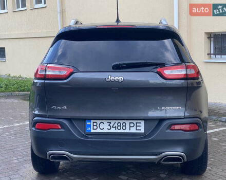 Джип Чероки 2016 в Трускавце на Automoto.ua Серый Джип Чероки, объемом двигателя 3.24 л и пробегом 159 тыс. км за 13999 $, фото 20 на Automoto.ua