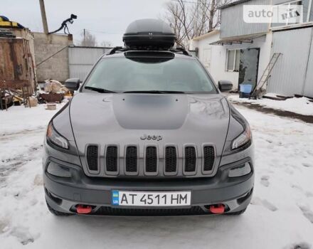 Сірий Джип Cherokee, об'ємом двигуна 2.36 л та пробігом 140 тис. км за 19000 $, фото 8 на Automoto.ua