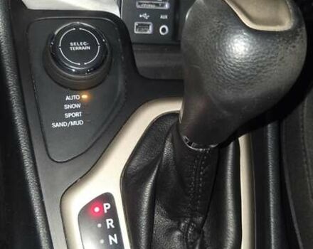 Серый Джип Чероки, объемом двигателя 3.24 л и пробегом 102 тыс. км за 15500 $, фото 14 на Automoto.ua