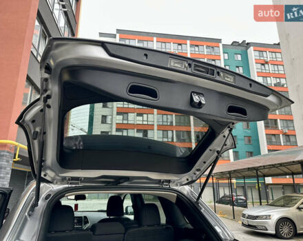 Сірий Джип Cherokee, об'ємом двигуна 2.4 л та пробігом 171 тис. км за 12999 $, фото 59 на Automoto.ua