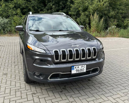 Сірий Джип Cherokee, об'ємом двигуна 2.36 л та пробігом 90 тис. км за 13600 $, фото 4 на Automoto.ua