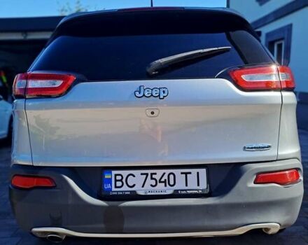 Серый Джип Чероки, объемом двигателя 2.36 л и пробегом 150 тыс. км за 12900 $, фото 2 на Automoto.ua