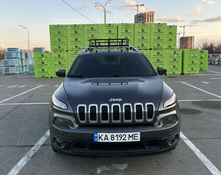 Серый Джип Чероки, объемом двигателя 3.24 л и пробегом 179 тыс. км за 14000 $, фото 17 на Automoto.ua