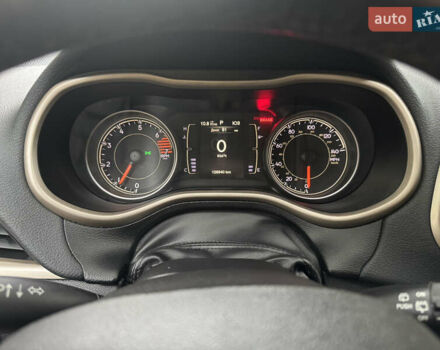 Сірий Джип Cherokee, об'ємом двигуна 2.36 л та пробігом 129 тис. км за 13000 $, фото 17 на Automoto.ua