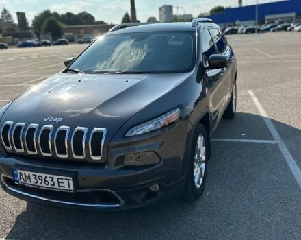 Сірий Джип Cherokee, об'ємом двигуна 0.24 л та пробігом 135 тис. км за 13500 $, фото 1 на Automoto.ua