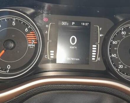 Серый Джип Чероки, объемом двигателя 2.36 л и пробегом 96 тыс. км за 13000 $, фото 16 на Automoto.ua