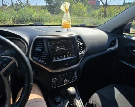 Сірий Джип Cherokee, об'ємом двигуна 3.2 л та пробігом 281 тис. км за 12500 $, фото 11 на Automoto.ua