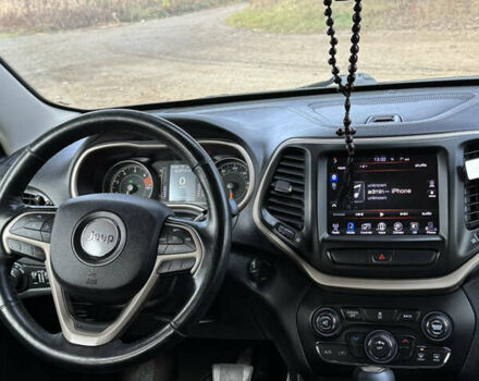 Серый Джип Чероки, объемом двигателя 2.36 л и пробегом 184 тыс. км за 14500 $, фото 10 на Automoto.ua