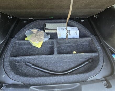 Сірий Джип Cherokee, об'ємом двигуна 3.2 л та пробігом 281 тис. км за 12500 $, фото 7 на Automoto.ua