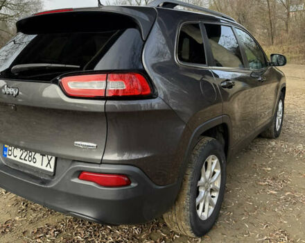 Серый Джип Чероки, объемом двигателя 2.36 л и пробегом 184 тыс. км за 14500 $, фото 7 на Automoto.ua