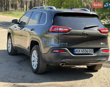 Сірий Джип Cherokee, об'ємом двигуна 2.36 л та пробігом 113 тис. км за 14600 $, фото 2 на Automoto.ua