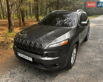 Джип Чероки 2016 в Городне на Automoto.ua Серый Джип Чероки, объемом двигателя 2.36 л и пробегом 127 тыс. км за 15500 $, фото 6 на Automoto.ua