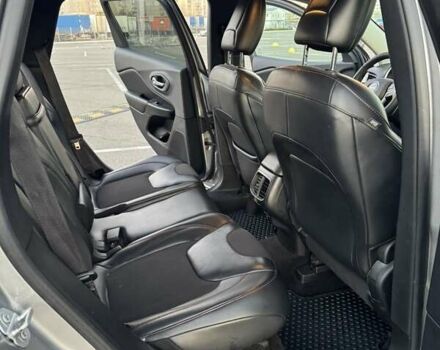 Сірий Джип Cherokee, об'ємом двигуна 2.36 л та пробігом 120 тис. км за 14500 $, фото 17 на Automoto.ua