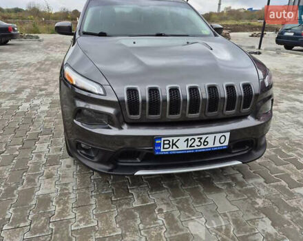 Серый Джип Чероки, объемом двигателя 2.36 л и пробегом 128 тыс. км за 17400 $, фото 11 на Automoto.ua