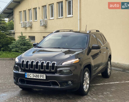 Джип Чероки 2016 в Трускавце на Automoto.ua Серый Джип Чероки, объемом двигателя 3.24 л и пробегом 159 тыс. км за 13999 $, фото 9 на Automoto.ua