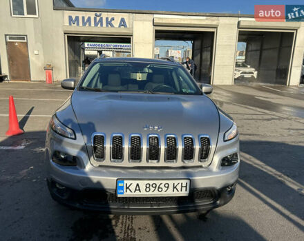 Сірий Джип Cherokee, об'ємом двигуна 2.36 л та пробігом 92 тис. км за 15900 $, фото 3 на Automoto.ua
