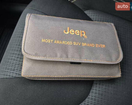 Серый Джип Чероки, объемом двигателя 2.36 л и пробегом 128 тыс. км за 17400 $, фото 29 на Automoto.ua
