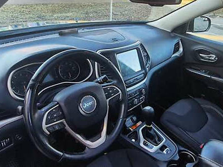Сірий Джип Cherokee, об'ємом двигуна 2.36 л та пробігом 167 тис. км за 13000 $, фото 23 на Automoto.ua