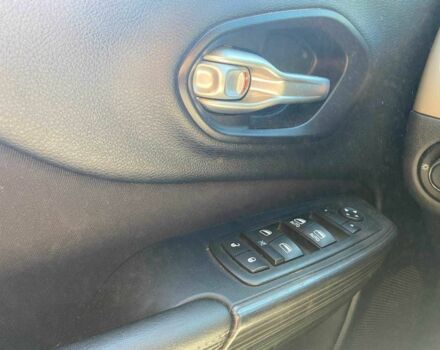 Джип Чероки 2016 в Черкассах на Automoto.ua Серый Джип Чероки, объемом двигателя 2.4 л и пробегом 130 тыс. км за 13700 $, фото 17 на Automoto.ua