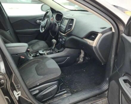 Серый Джип Чероки, объемом двигателя 0 л и пробегом 180 тыс. км за 8200 $, фото 5 на Automoto.ua