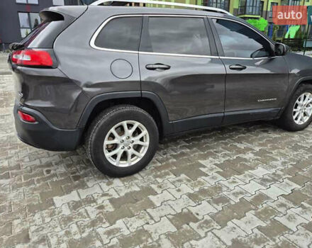 Серый Джип Чероки, объемом двигателя 2.36 л и пробегом 128 тыс. км за 17400 $, фото 12 на Automoto.ua