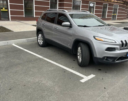 Сірий Джип Cherokee, об'ємом двигуна 2.36 л та пробігом 203 тис. км за 13600 $, фото 4 на Automoto.ua
