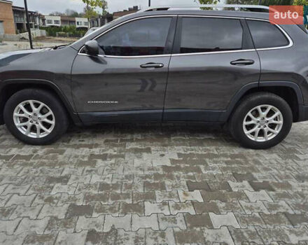 Серый Джип Чероки, объемом двигателя 2.36 л и пробегом 128 тыс. км за 17400 $, фото 4 на Automoto.ua