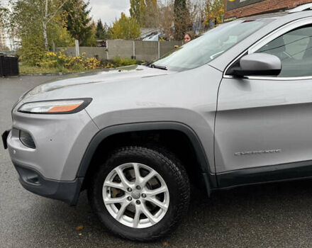 Серый Джип Чероки, объемом двигателя 3.24 л и пробегом 148 тыс. км за 17500 $, фото 8 на Automoto.ua