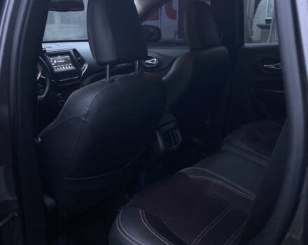 Серый Джип Чероки, объемом двигателя 2.4 л и пробегом 150 тыс. км за 11900 $, фото 16 на Automoto.ua